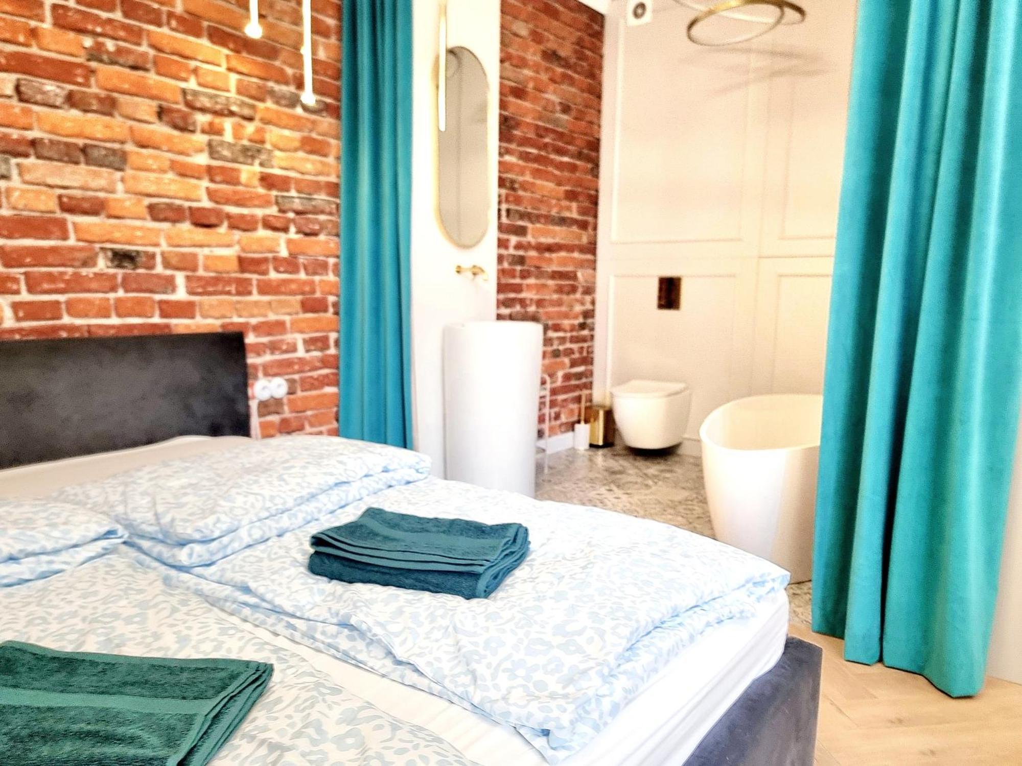 Apartment Host Rewolucji 23